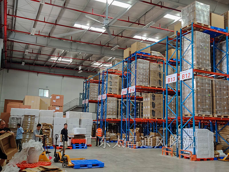 大型工廠降溫用哪種降溫設(shè)備比較好？