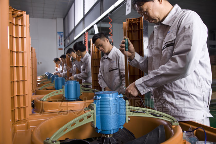 環(huán)?？照{(diào)生產(chǎn)線