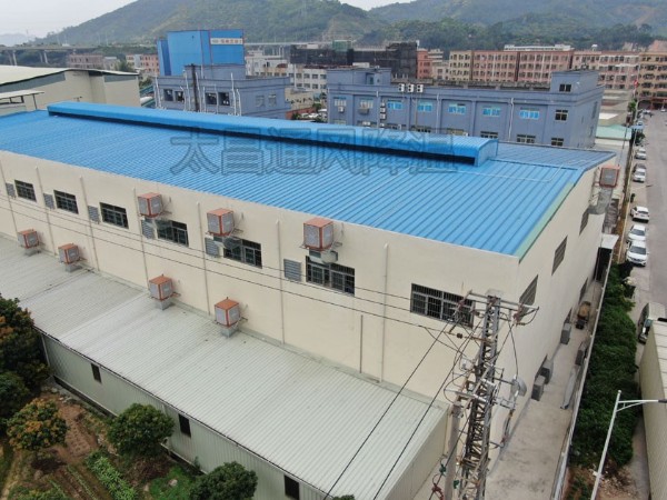 一款節(jié)能環(huán)保的高溫車間降溫設備-潤東方環(huán)?？照{(diào)